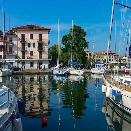 Apartment In Bibione 54701